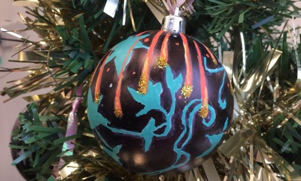 Snakeskins Titan bauble
